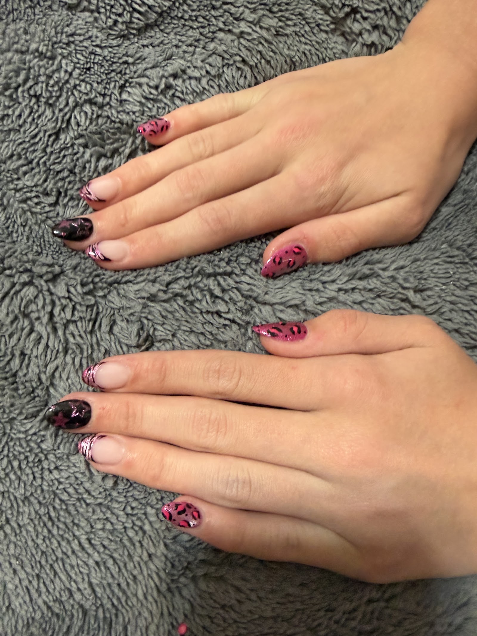 Galaxy Nails nail photo 5